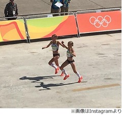 “手繋ぎゴール”双子のマラソン選手が大炎上