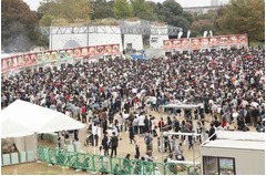 3か所同時に「肉フェス」開催、横須賀会場ではまぐろ料理も登場。