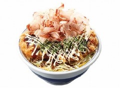 “お好み焼き風”チキンカツ丼、かつやがボリュームたっぷりメニュー。