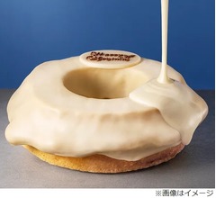 ねんりん家、ホワイトショコラをとろりとかけた“ご褒美バーム”
