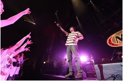 ガツッと真心25周年1発目LIVE、これぞ“真心ブラザーズ・スタイル”。