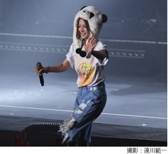 倉木麻衣、中国公演で派手に転び2回転…会場から日本語で「だいじょうぶ〜！？」