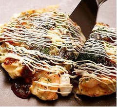 “お好み焼き定食”の大阪人、たこ焼き＋ご飯は「ない」