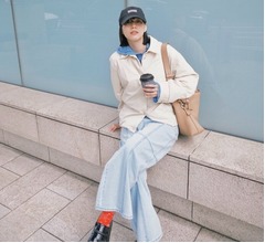のん、スタイル抜群な“カジュアル私服”姿に反響「何等身なの？」