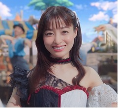 橋本環奈、“半分天使、半分悪魔”久々のコスチューム仕事に「新鮮で面白い世界観」