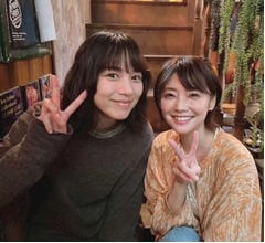 「いつも素敵な倉科さんと〜!」のん&倉科カナのツーショットに反響