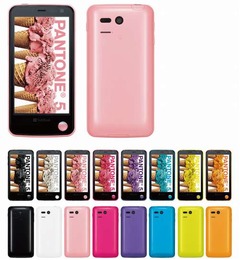 世界初の“放射線測定”スマホ、SBモバイルが「PANTONE 5」発表。