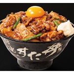 すた丼が牛・豚・鶏集結の「オールスター焼肉丼」