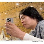 令和ロマン・くるま、異国の地で“M-1連覇”必死にアピール「僕は日本人で1番面白い」