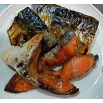 サケやサバなど“脂質の多い魚”、女性のアルツハイマー型認知症を防ぐかも？