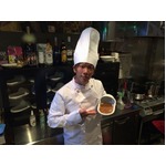 人類初うんこ味カレー店は黒字、利益率99％以上の“水”が大きく貢献。