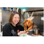 日本初の“七面鳥丸やきとり”、重量約3.5キロでやきとり約50本分。