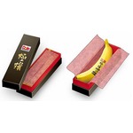 シリアルナンバー印字のバナナ、ドールが1本590円の「極撰」限定販売。
