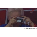 【写真】五輪観戦おばあちゃん大反響、手にしているデジカメが……。