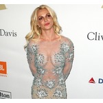 信号無視や当て逃げ…ブリトニー・スピアーズの“問題のベンツ”売却へ
