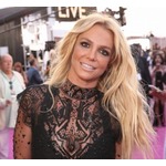 ブリトニー・スピアーズ、奇妙な投稿続くインスタ削除→復帰も“意味深な言葉”