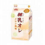“練乳×メロン”がドリンクに、期間限定「森永練乳オレ メロン風味」。