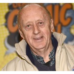 「スター・ウォーズ」ダース・ベイダーの旗艦“エグゼクター”司令官役俳優が死去