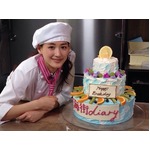 綾瀬はるか“手作り”アピール、2日がかりで特製バースデーケーキ。