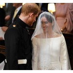 ヘンリー王子夫妻の子供、娘なら“王族”なれず？