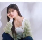 “Z世代人気インフルエンサーランキング”の上位常連、女子高生最後の歳に初写真集
