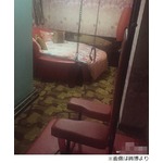 フライト遅延で“SM部屋”手配、「これはひどすぎる」と話題に。