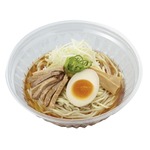 ミシュラン☆ラーメン店が監修、サークルKサンクスが「冷し醤油ラーメン」。