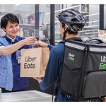 ローソン店舗の商品をUber Eatsで配達、実験開始