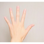 “親指の長さ”と“脳の大きさ”に予想外の関連性、2600人以上対象の研究で判明