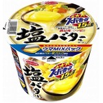 スーパーカップに“塩バター”、バターの香りが最後の一口まで味わえる。