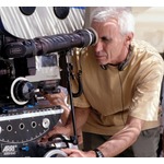 興収666億円の大ヒット「007／ダイ・アナザー・デイ」の監督が死去