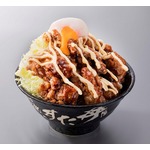 すた丼屋が“元気の出るジャンクな丼”