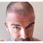 ベッカム、ヘアカットで頭頂部に“悲劇”…妻「正直に言うけど、ひどいわ」