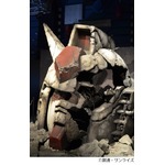 吹き飛ばされた実物大ガンダム頭部も、「ガンダムワールド2016」開幕。