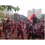 【写真】中国名門高校のコスプレ運動会、1,000人の学生が華やかに。