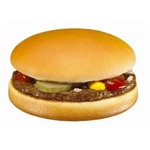 マックが「ハンバーガー無料券」、バーガー類を1個購入ごとに配布。