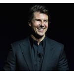 トム・クルーズが共演者に贈る特別なケーキ“クルーズ・ケーキ”もらった人は皆絶賛