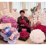 美川憲一、79歳の誕生日を報告「しぶとくしぶと〜くしぶとぉ〜く歌いつづけるわよ〜」