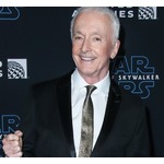 “C-3PO”俳優が「C-3POの頭部」をオークションに、落札予想価格は1億5000万円