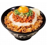 てんこ盛り「メガ豚パワーすた丼」期間限定発売