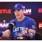 WWEの人気レスラー、“無許可撮影”のファンに注意促すシーンが話題に