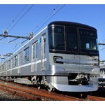 日比谷線の新型車両、Xmas限定で特別運行