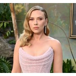 スカーレット・ヨハンソン、夫との初デートで“パニック”に