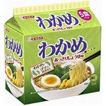 「わかめラーメン」が袋めんに、わかめとごまの“具材”入り。