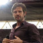 テイク・ザットを脱退した理由、“業界”に苛立つジェイソン・オレンジ。