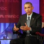 オバマ米大統領がプリンス追悼「クリエイティブのアイコンを失った」。