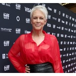 オスカー7冠「エブエブ」で助演女優賞、米女優が若い頃の整形手術を後悔