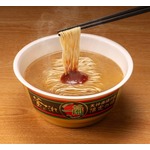 数量限定カップめん「一蘭とんこつ釜だれ」、店舗の味を忠実に再現した“お店のライバル”