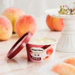 ハーゲン「白桃」8年ぶり復刻、果汁・果肉30％使い抜群の“桃感”。