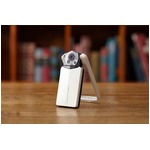 発売日前に「EXILIM」販売終了、発表後約1週間で予約台数が計画上回る。